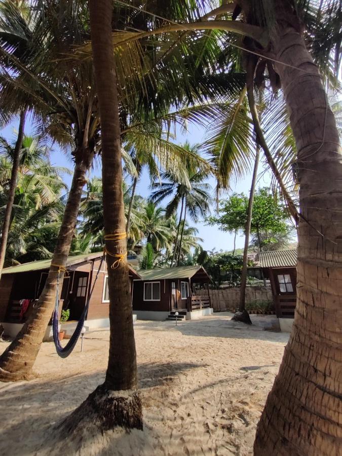 Silent Beach Resort 曼德姆 外观 照片