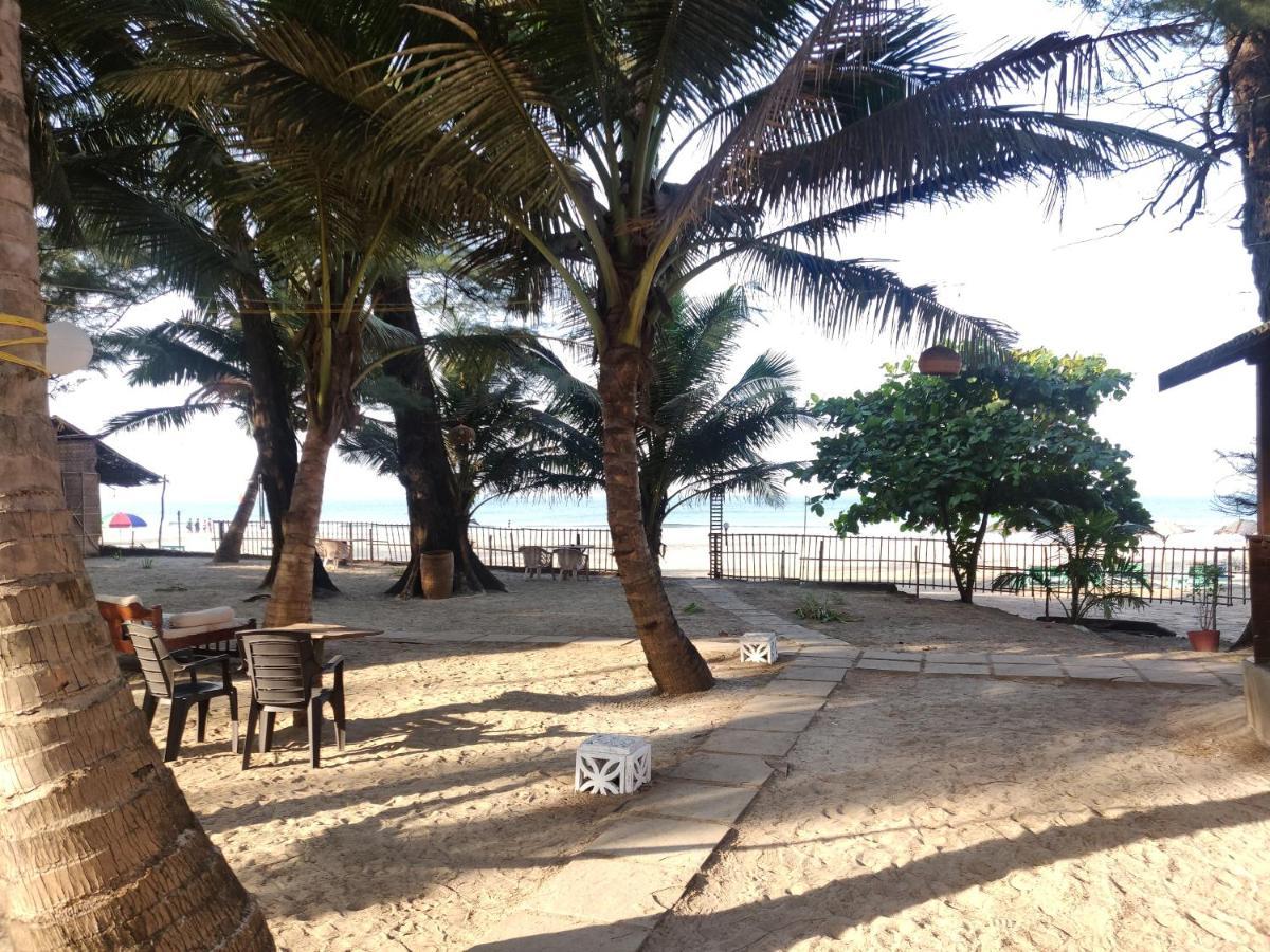 Silent Beach Resort 曼德姆 外观 照片