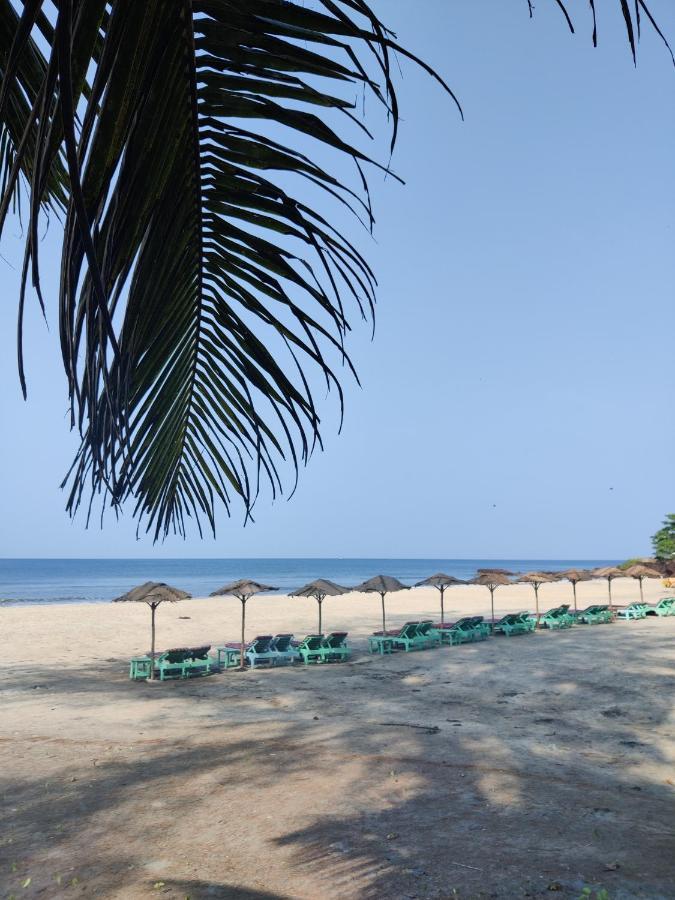 Silent Beach Resort 曼德姆 外观 照片