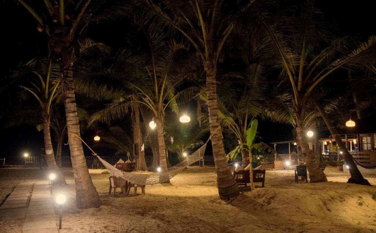Silent Beach Resort 曼德姆 外观 照片